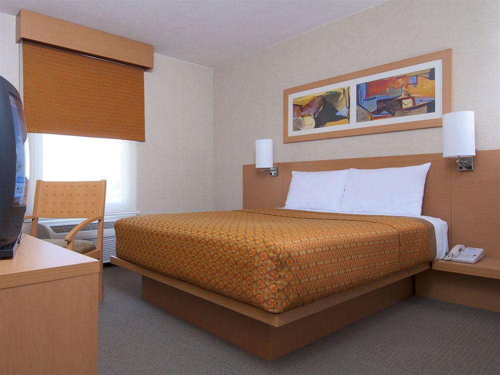City Express By Marriott Hermosillo Eksteriør billede